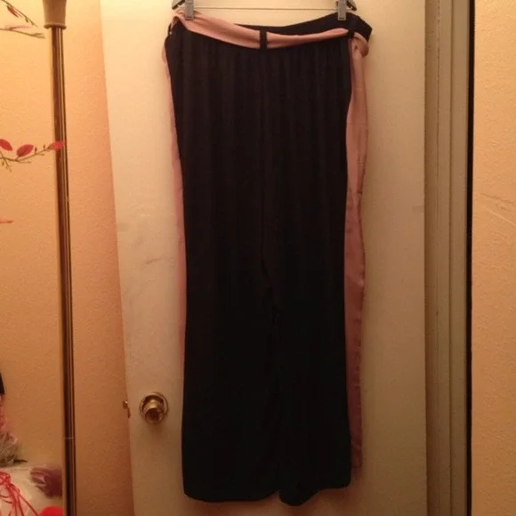 NWT chiffon pant - Picture 2 of 2